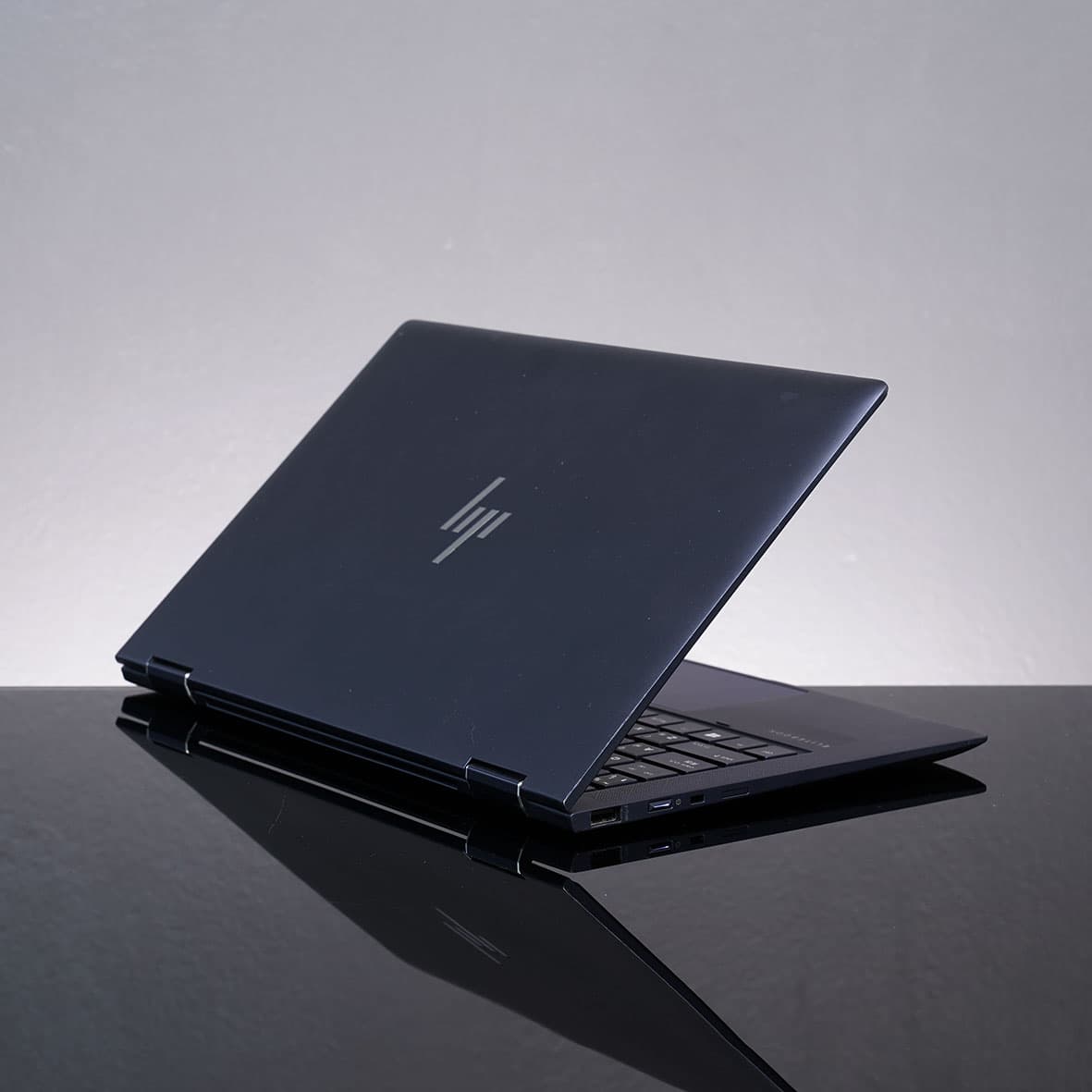 HP Elite Dragonfly G1