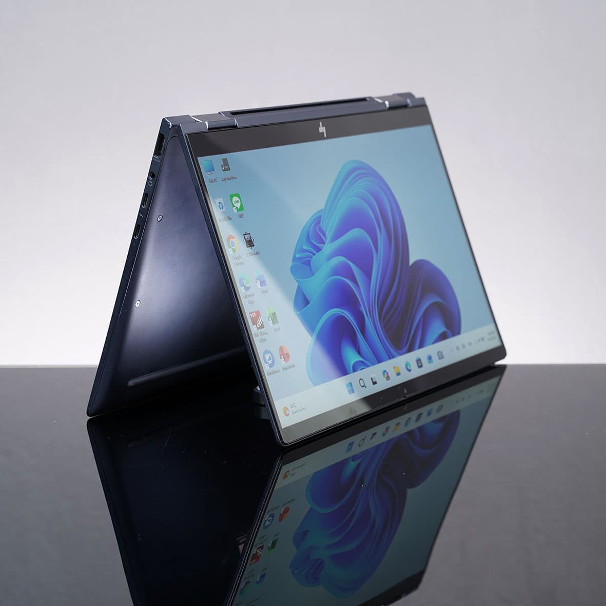 HP Elite Dragonfly G1