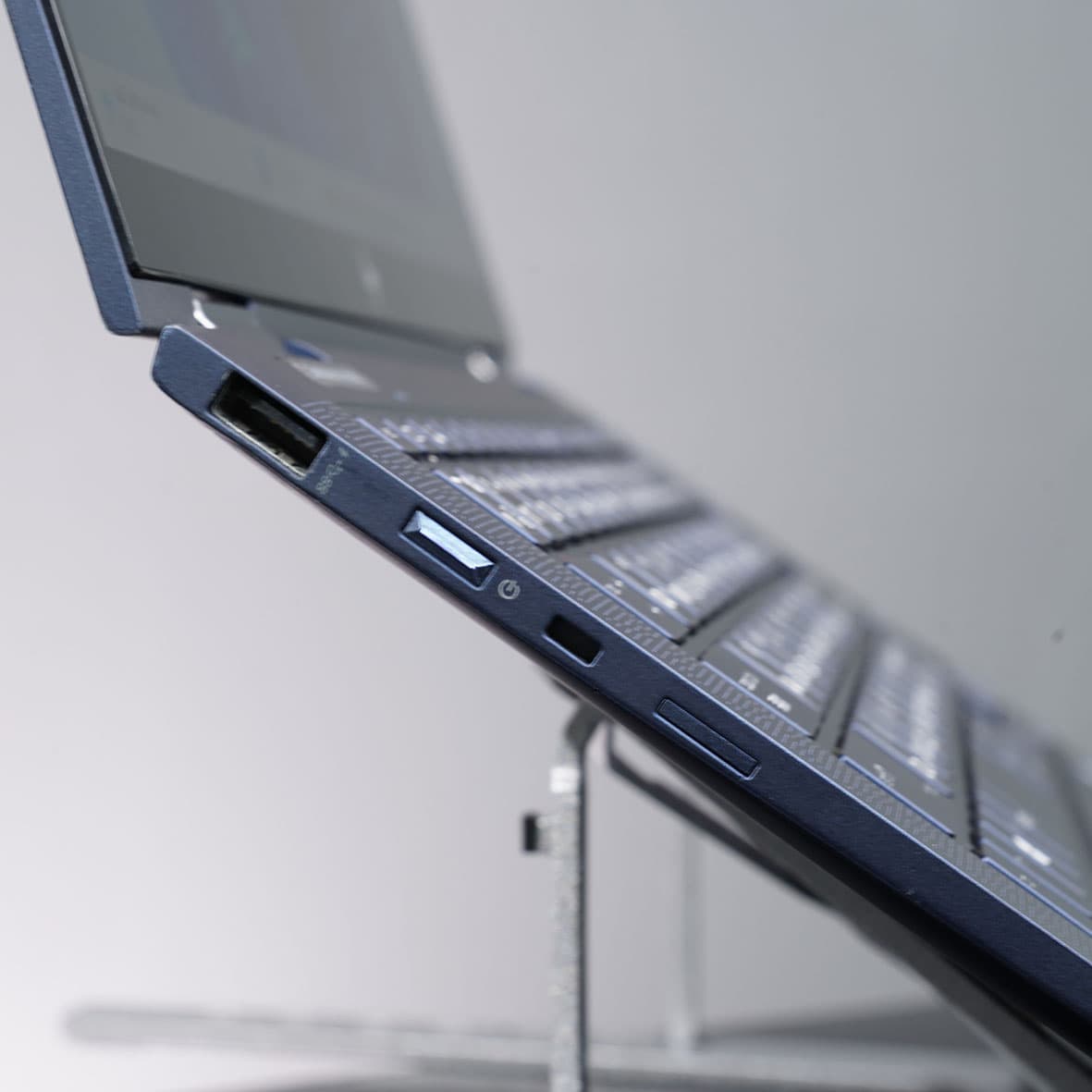 HP Elite Dragonfly G1