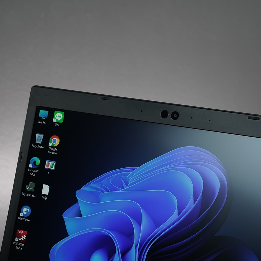 Toshiba Dynabook S73