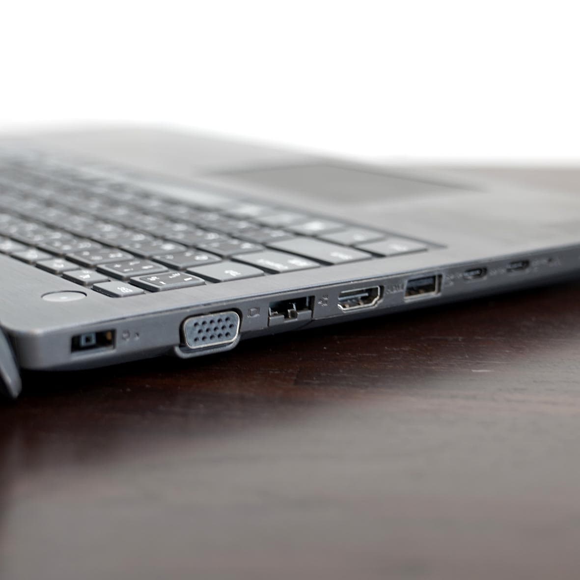 Lenovo V330